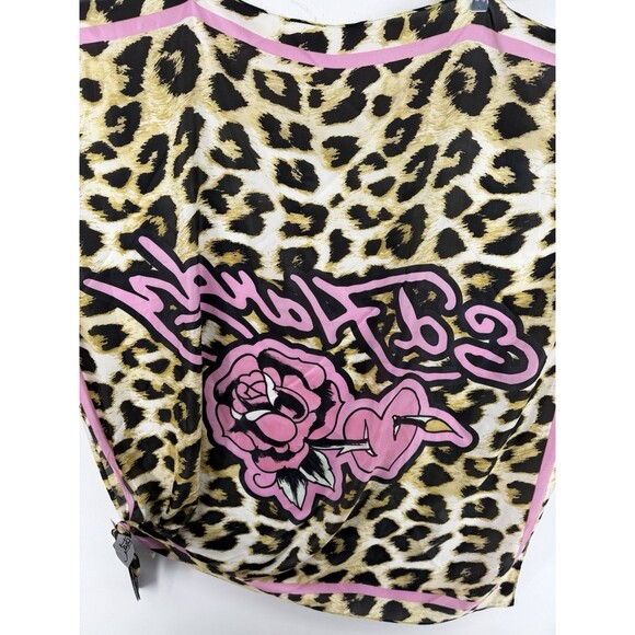 ED HARDY Heart Scarf NWT Cheetah Print 42x42 Roses - Picture 2 of 3